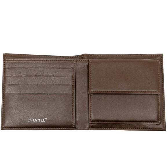 CHANEL Green Leather Logo Wallet